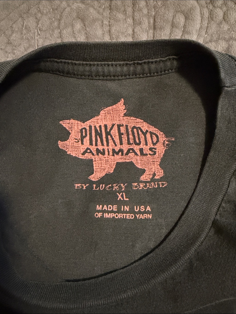 Pink Floyd Black Tee with Blue and Red Graphic - Picture 4 of 5